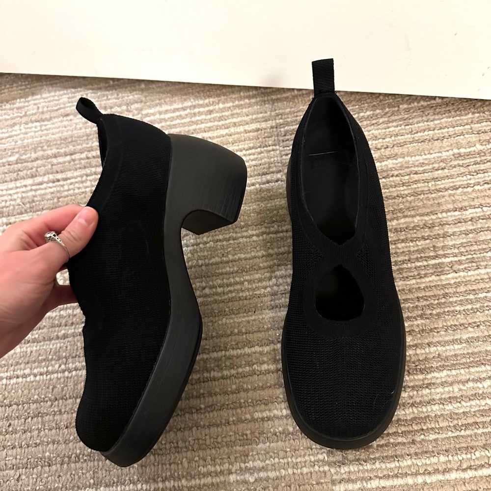 Camper “Thelma” heeled loafers